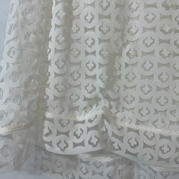 Byron Lars BOYFRIEND LASER CUT CREW NECK TEE Sz 4 - Picture 7 of 7